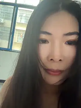 Snapshot of Xiaoyunduo1 chatting on 06-06-26, 10:20 Xiaoyunduo1 online show from 06-06-26, 10:20