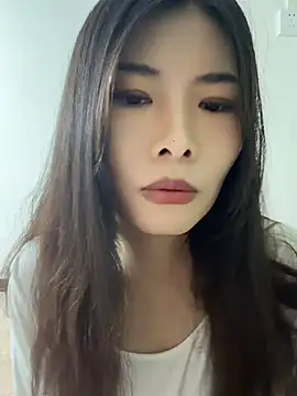 Snapshot of Xiaoyunduo1 chatting on 07-03-26, 03:13 Xiaoyunduo1 online show from 07-03-26, 03:13
