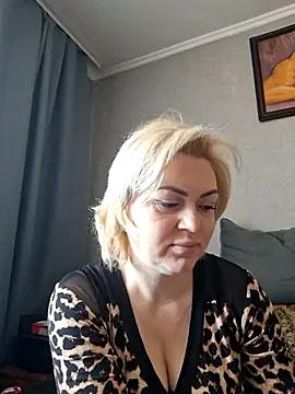 SylvieGold453 online show from 05-11-26, 06:26