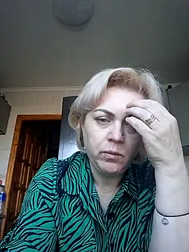 SylvieGold453 online show from 05-16-26, 11:20