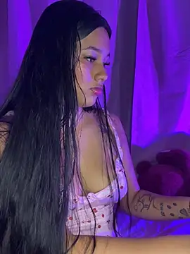 Snapshot of liaa_swan chatting on 05-26-26, 12:09 liaa swan online show from 05-26-26, 12:09