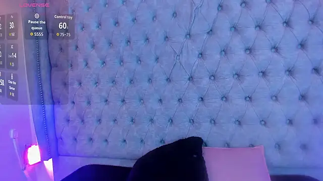 Snapshot of Gyal_Smith chatting on 07-10-26, 03:39 Gyal Smith online show from 07-10-26, 03:39