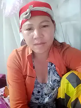 Snapshot of jikey-bibi chatting on 05-10-26, 12:14 jikey-bibi online show from 05-10-26, 12:14