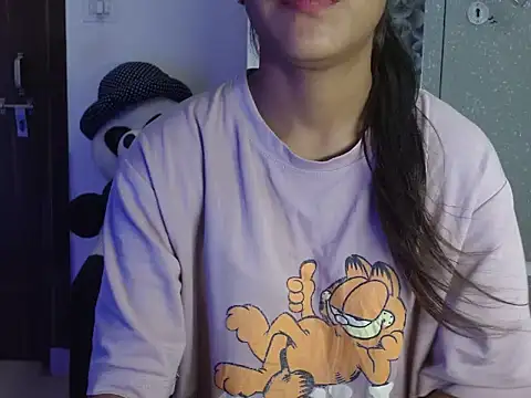 Nora81 online show from 04-17-26, 08:33