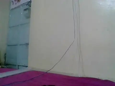 Snapshot of Thandiwe2003 chatting on 04-30-26, 11:28 Thandiwe2003 online show from 04-30-26, 11:28