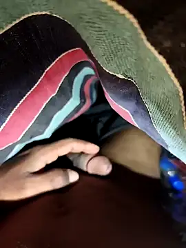 maxjohn9 online show from 04-05-26, 06:58