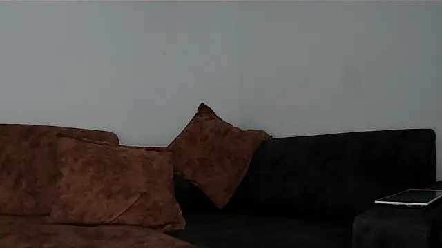 Snapshot of Tentacion-Real chatting on 05-16-26, 05:06 Tentacion-Real online show from 05-16-26, 05:06