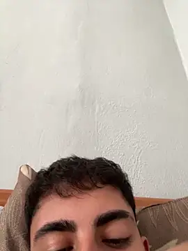 youmeloveyou online show from 04-07-26, 09:22