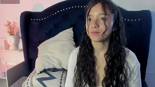 Snapshot of Honney_Bunny18 chatting on 04-05-26, 02:35 Honney Bunny18 online show from 04-05-26, 02:35