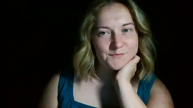 TinaKittyX online show from 05-16-26, 07:35