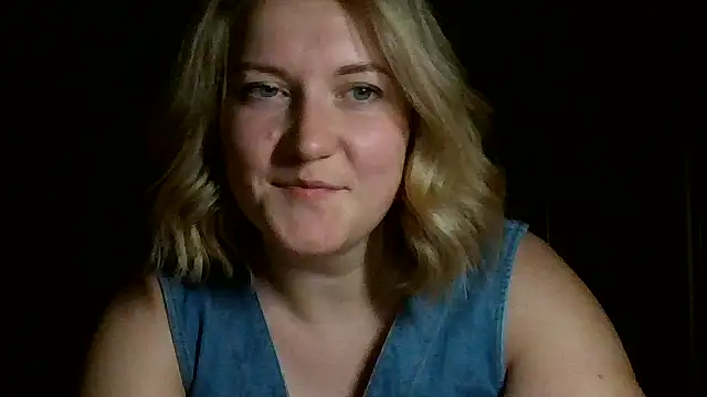 TinaKittyX online show from 05-09-26, 09:40