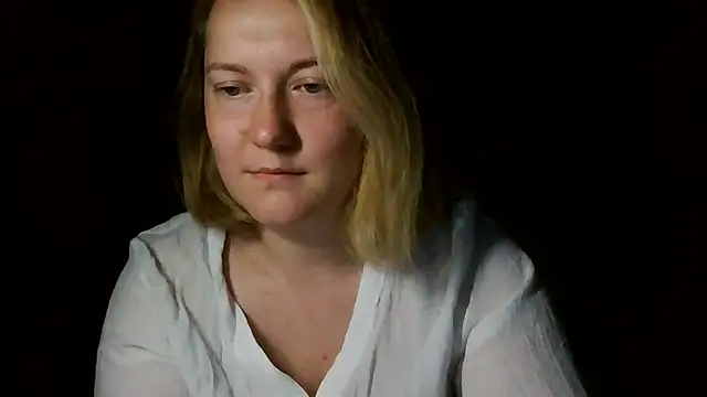 TinaKittyX online show from 05-30-26, 09:53