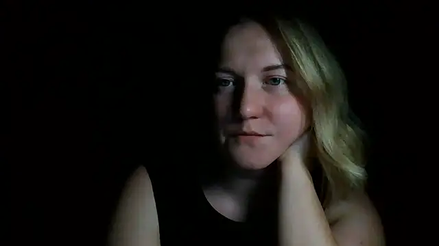 TinaKittyX online show from 05-15-26, 09:13