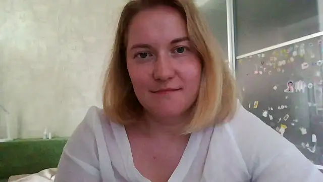 TinaKittyX online show from 05-19-26, 12:01