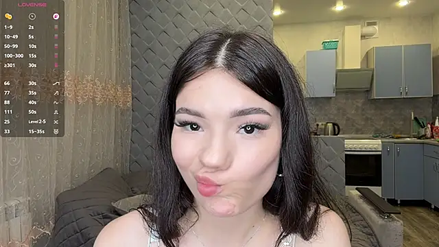 Snapshot of Barbie_Aria chatting on 05-19-26, 04:58 Barbie Aria online show from 05-19-26, 04:58