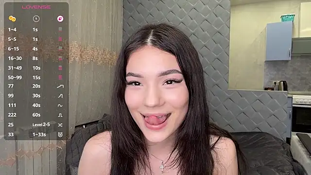 Snapshot of Barbie_Aria chatting on 05-24-26, 03:45 Barbie Aria online show from 05-24-26, 03:45