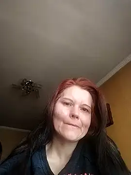 Snapshot of VeronikaLogan chatting on 05-15-26, 03:48 VeronikaLogan online show from 05-15-26, 03:48