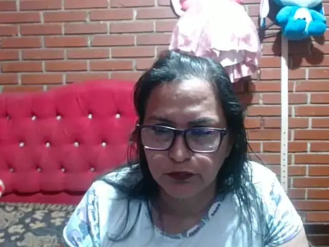 kristalmarelyn online show from 05-31-26, 06:08