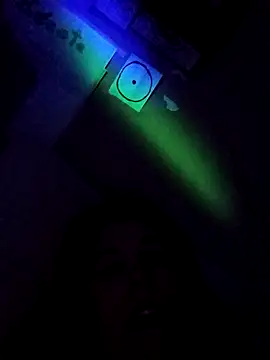 Aurora-Luz online show from 04-07-26, 10:17