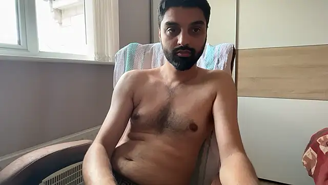 Snapshot of priyxh chatting on 05-26-26, 01:31 priyxh online show from 05-26-26, 01:31