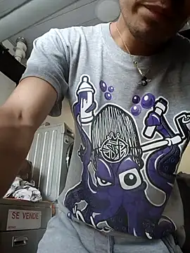 Snapshot of Angel_2-9 chatting on 04-14-26, 09:09 Angel 2-9 online show from 04-14-26, 09:09