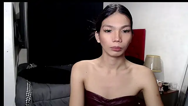 Snapshot of hikarilust23xx chatting on 05-10-26, 06:32 hikarilust23xx online show from 05-10-26, 06:32