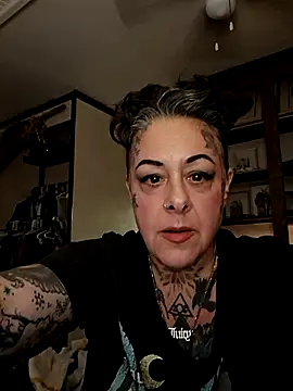 Kitty bang online show from 04-01-26, 05:20