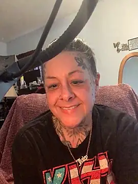 Kitty bang online show from 04-15-26, 07:29