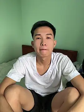 Snapshot of tuanhip chatting on 04-15-26, 03:34 tuanhip online show from 04-15-26, 03:34