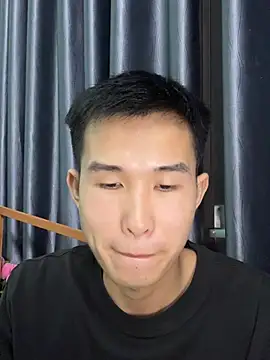 Snapshot of tuanhip chatting on 04-04-26, 01:17 tuanhip online show from 04-04-26, 01:17