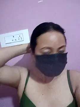 Bristy BigBoobs online show from 04-22-26, 03:30