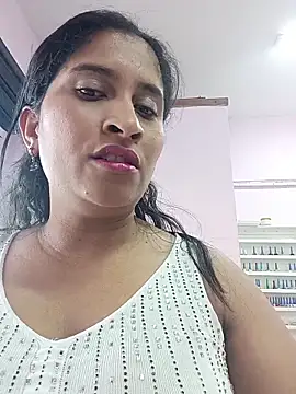 Snapshot of SofiaMendez1_ chatting on 05-26-26, 02:37 SofiaMendez1 online show from 05-26-26, 02:37