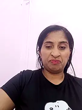 Snapshot of SofiaMendez1_ chatting on 04-23-26, 03:35 SofiaMendez1 online show from 04-23-26, 03:35