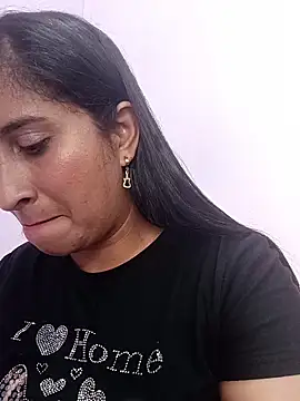 Snapshot of SofiaMendez1_ chatting on 05-11-26, 04:04 SofiaMendez1 online show from 05-11-26, 04:04