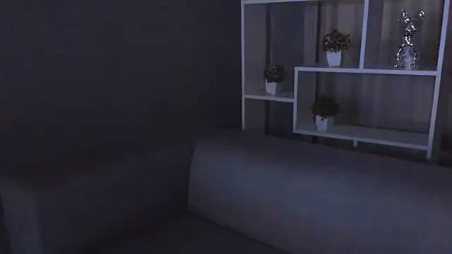 LoveBettie online show from 04-05-26, 01:51