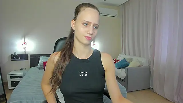 LoveBettie online show from 07-24-26, 08:21