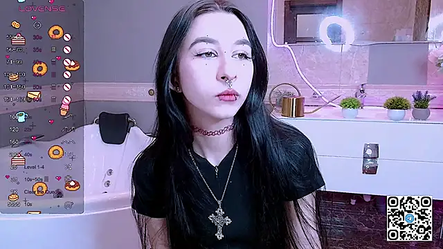 Snapshot of MelissaSparrow chatting on 05-04-26, 01:31 MelissaSparrow online show from 05-04-26, 01:31