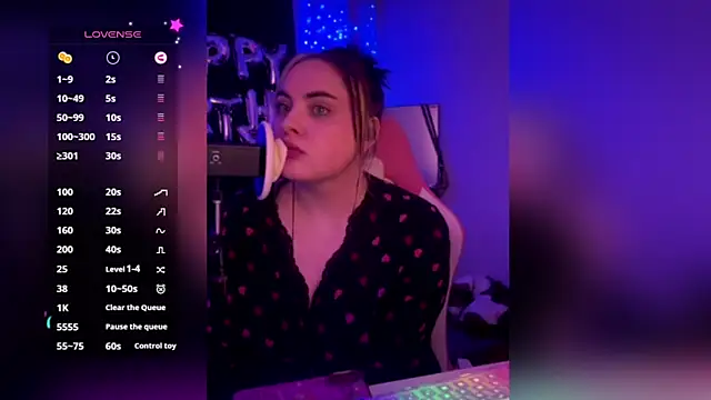 Snapshot of SereeneASMR chatting on 04-01-26, 06:26 SereeneASMR online show from 04-01-26, 06:26