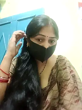 Snapshot of Pinki-girl chatting on 05-19-26, 04:41 Pinki-girl online show from 05-19-26, 04:41
