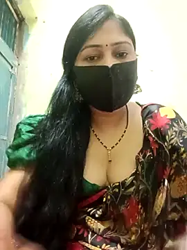 Snapshot of Pinki-girl chatting on 05-11-26, 05:09 Pinki-girl online show from 05-11-26, 05:09