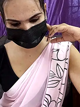 Snapshot of Shakshana-queen chatting on 04-02-26, 08:32 Shakshana-queen online show from 04-02-26, 08:32