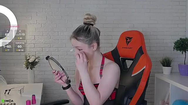 AmmyShaw online show from 04-04-26, 04:41