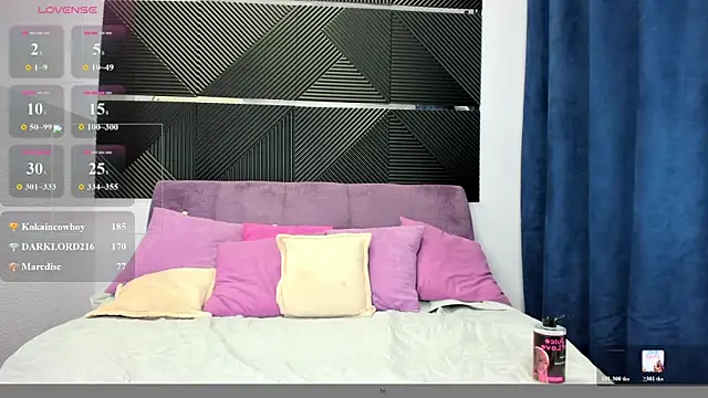 Snapshot of Nika_Vibe chatting on 05-10-26, 07:05 Nika Vibe online show from 05-10-26, 07:05