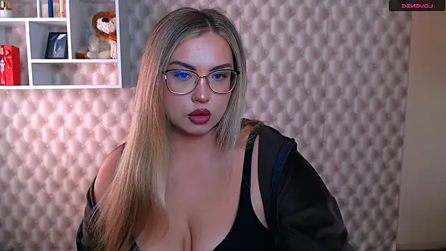 AminaSoul  online show from 04-25-26, 07:33