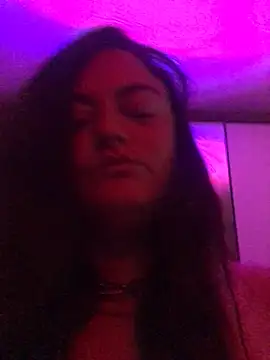 Snapshot of Jasmynehot chatting on 07-15-26, 01:51 Jasmynehot online show from 07-15-26, 01:51