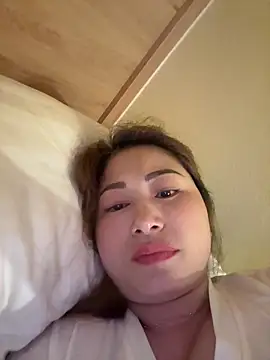 Snapshot of Ava_xxx chatting on 06-18-26, 03:17 Ava xxx online show from 06-18-26, 03:17