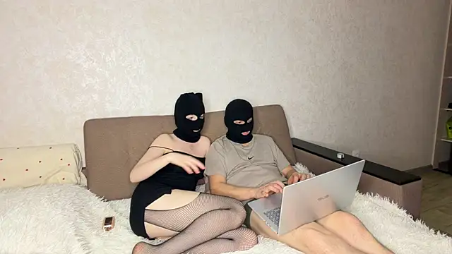 PamelaCouple  online show from 04-11-26, 03:16