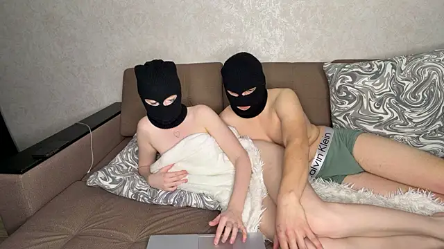 PamelaCouple  online show from 04-09-26, 02:45