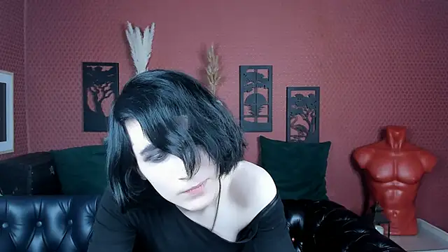 Snapshot of Micke_Dio chatting on 04-21-26, 09:16 Micke Dio online show from 04-21-26, 09:16