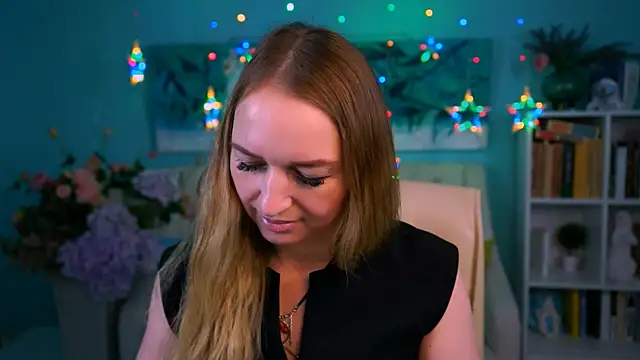 MiaHarrison  online show from 04-04-26, 09:16